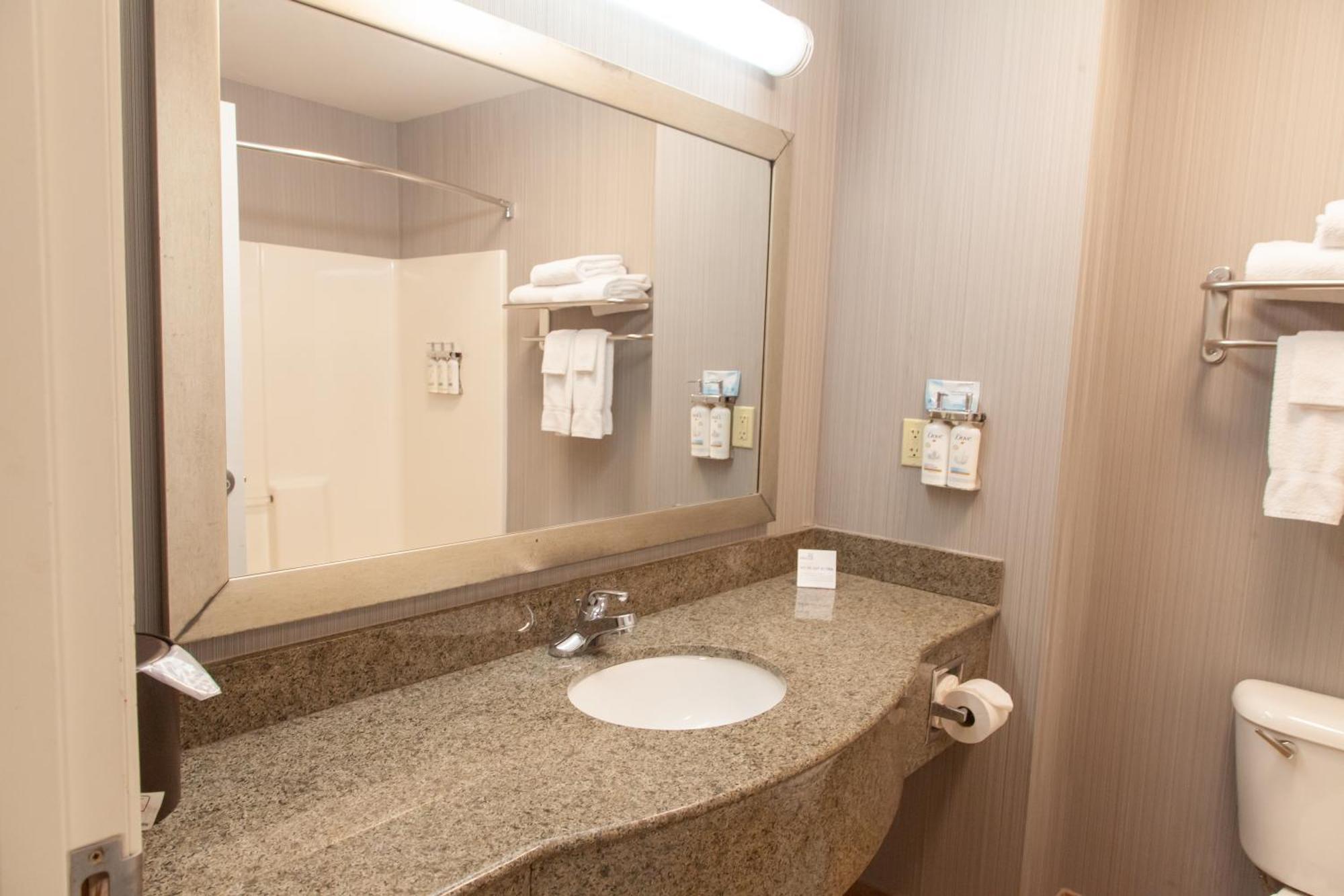Holiday Inn Express Jackson By Ihg Exterior photo